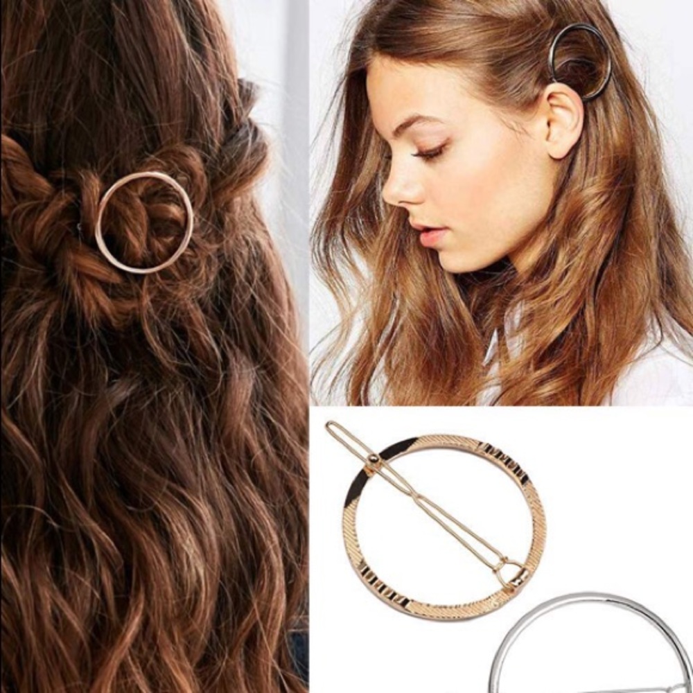 2 Circle barrettes